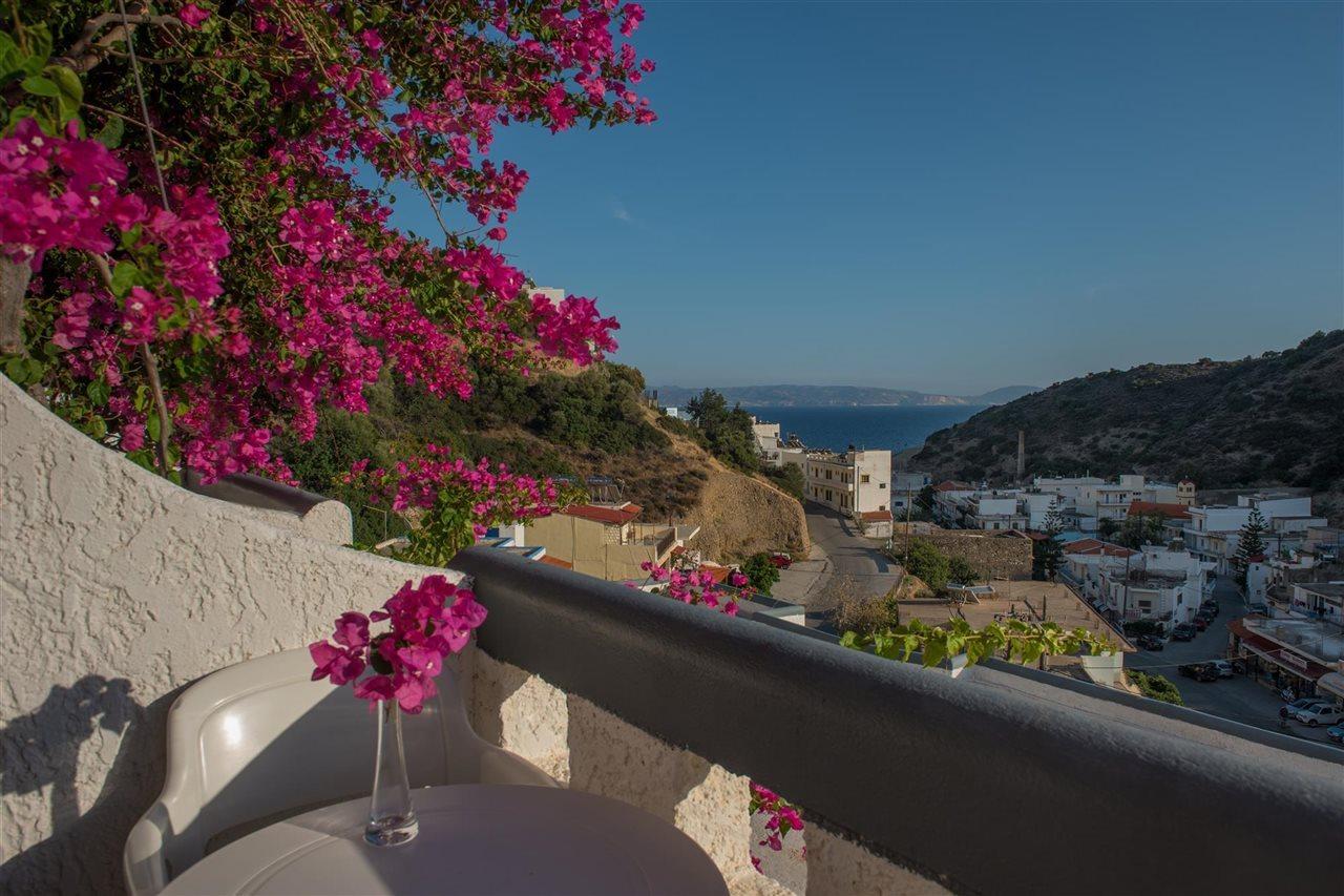 Fevro Hotel Agia Galini Buitenkant foto