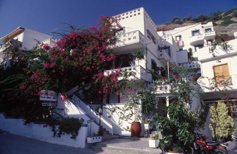 Fevro Hotel Agia Galini Buitenkant foto